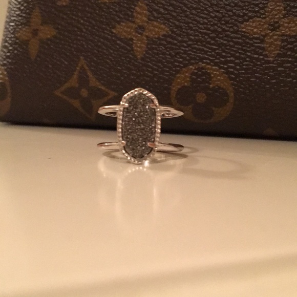 Kendra Scott Drusy ring. - Picture 2 of 8